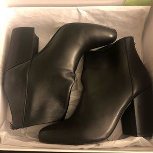 Black Steve Madden ankle boots